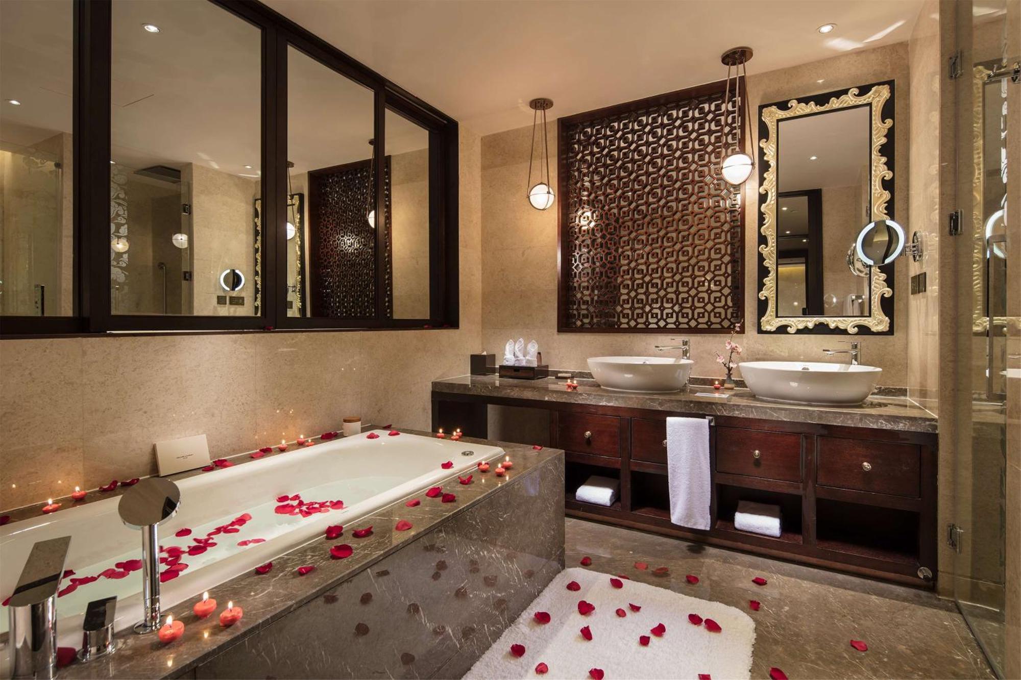 Hilton Linzhi Resort Nyingcse Kültér fotó