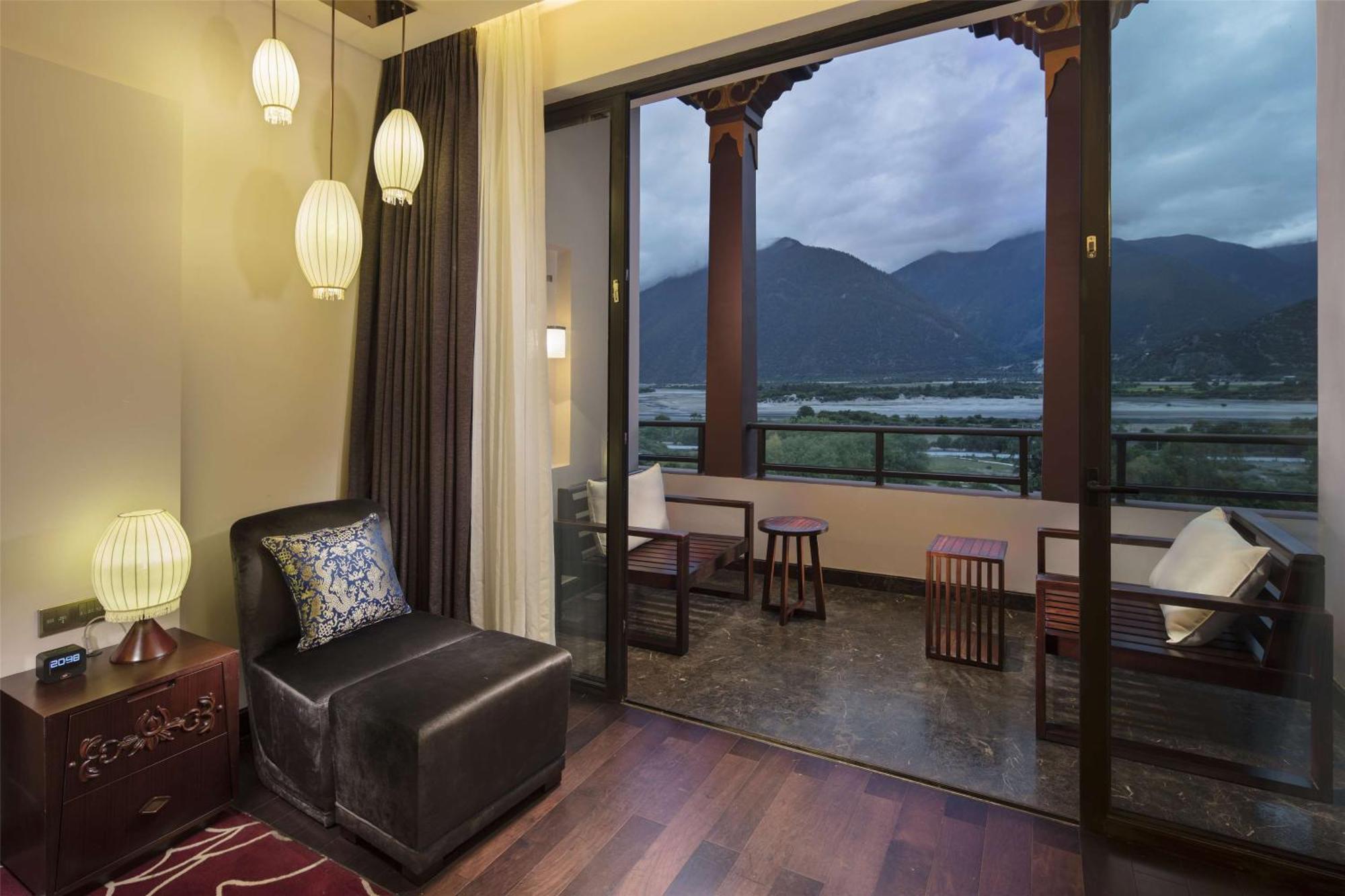 Hilton Linzhi Resort Nyingcse Kültér fotó