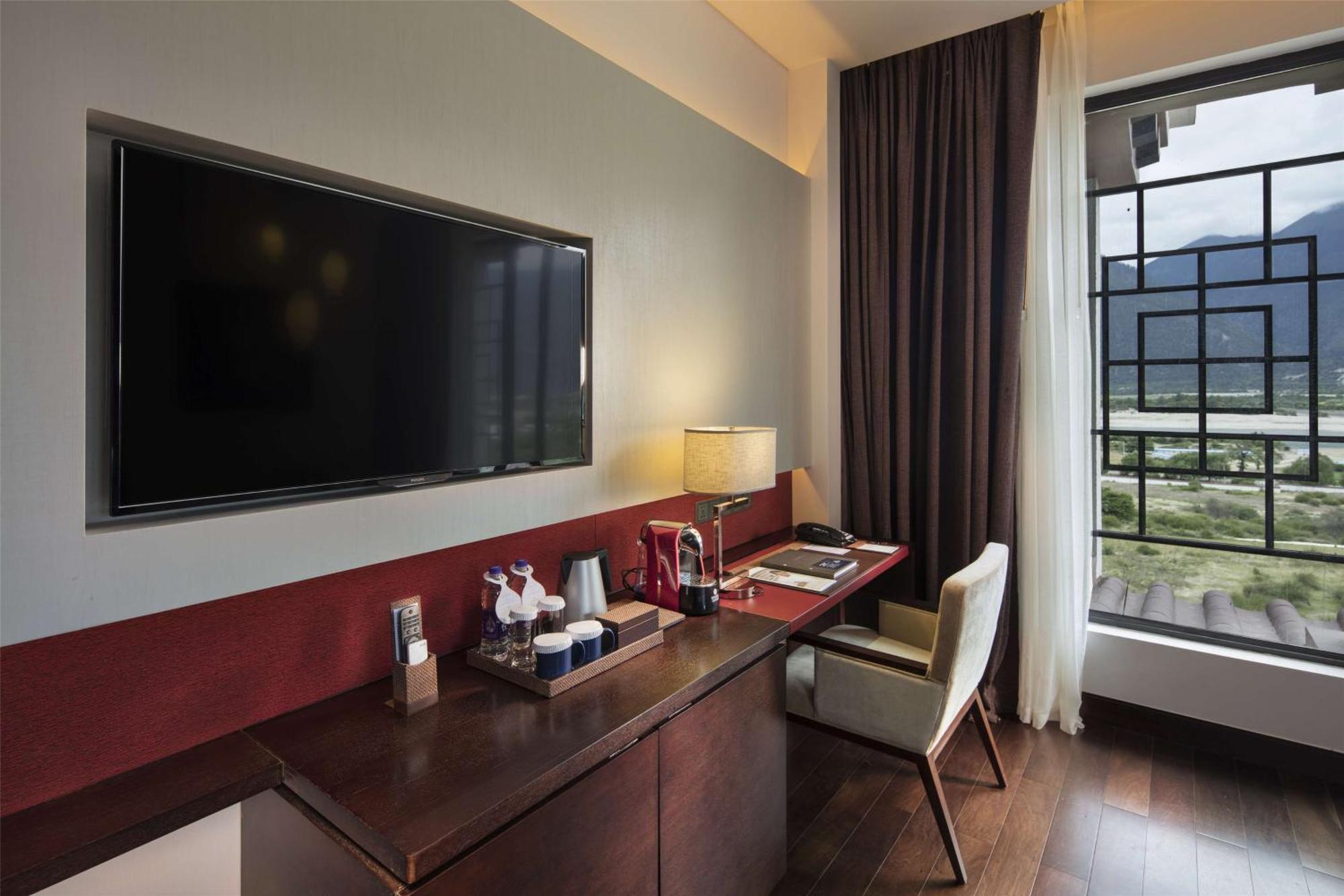 Hilton Linzhi Resort Nyingcse Kültér fotó