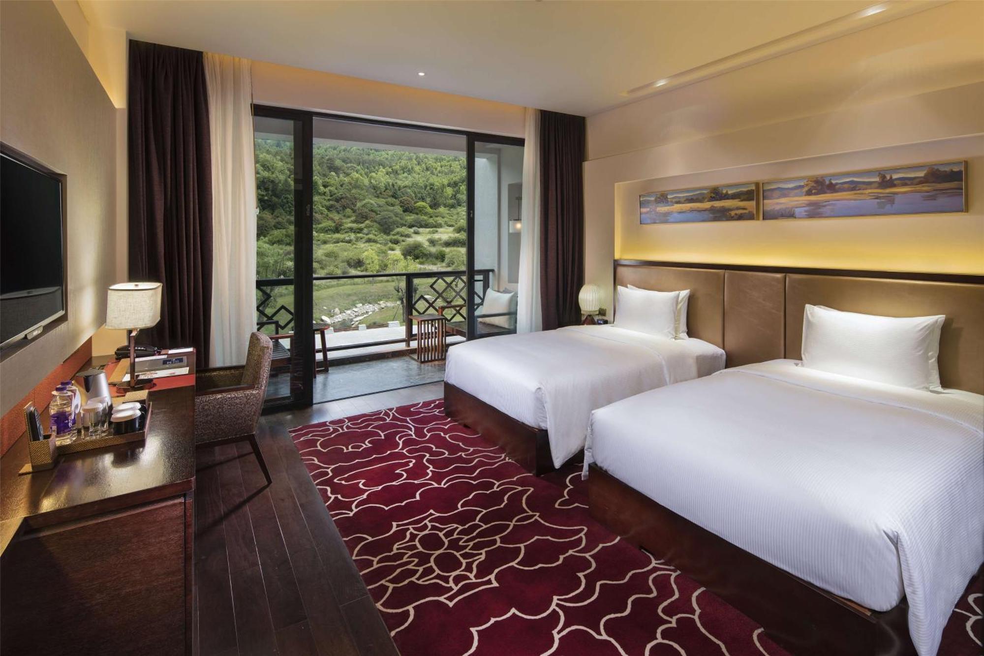 Hilton Linzhi Resort Nyingcse Kültér fotó