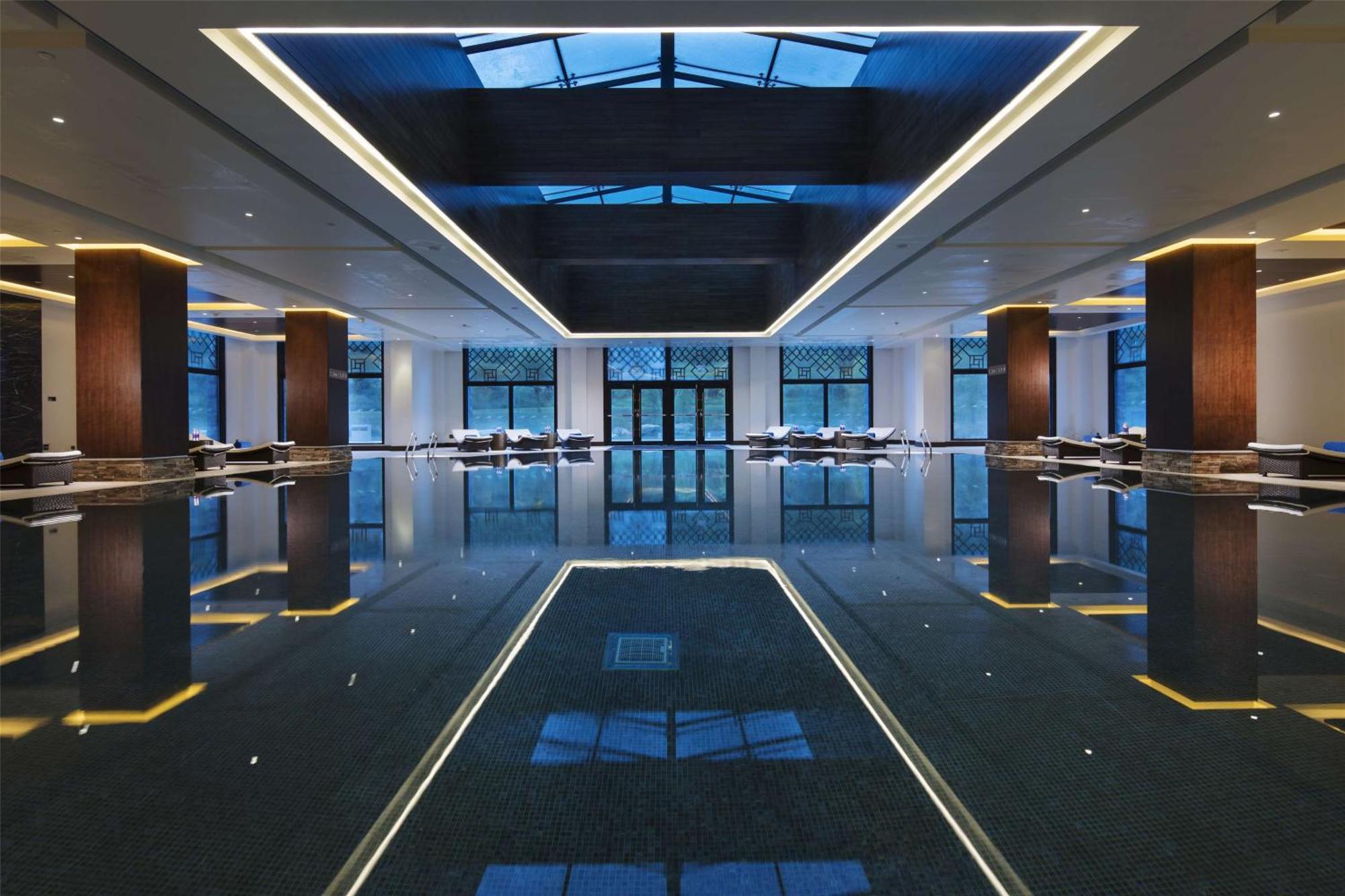 Hilton Linzhi Resort Nyingcse Kültér fotó